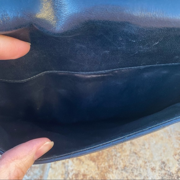 SOLD Chanel Timeless Vintage Diamond Quilted Flap Tassel Bag - Picture 6 of 16